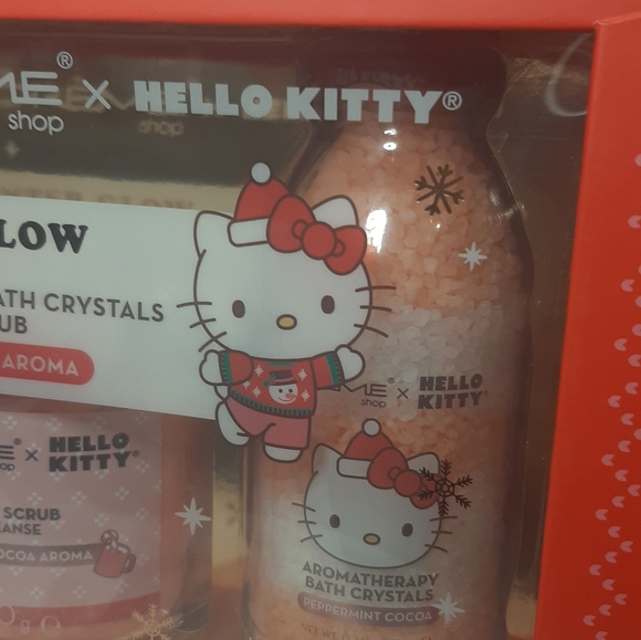 The Creme Shop Hello Kitty Peppermint Cocoa Spa Set-12.36 oz Bath Crystals+14.1 - Picture 6 of 9